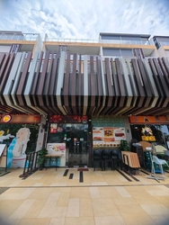 East Village (D16), Retail #564684931